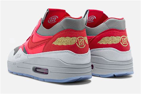 solar red clot x Air Max